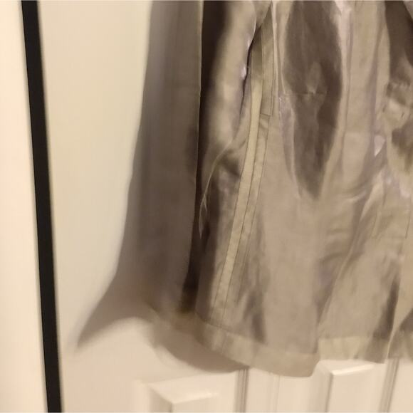 Comme Il Faut by Carole Godin Silver Blazer with Snap Closure Size 4 - Picture 3 of 7